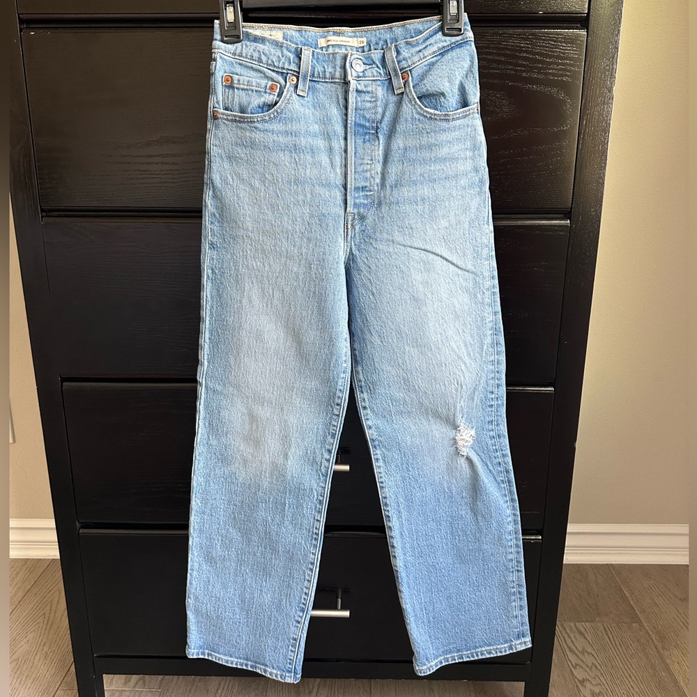 Levi’s Ribcage Straight Ankle Women’s Jeans | Waist 26, Length 27